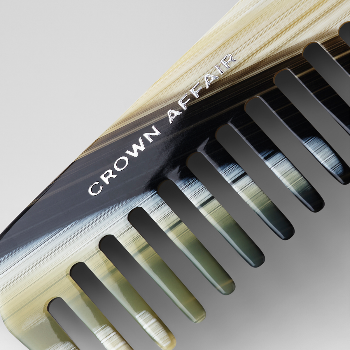 The Comb No. 002